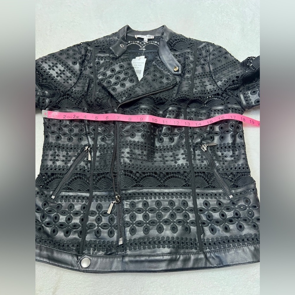 Willow & Clay NWT Eyelet Lace Vegan Leather Jacket - Medium - Picture 3 of 13